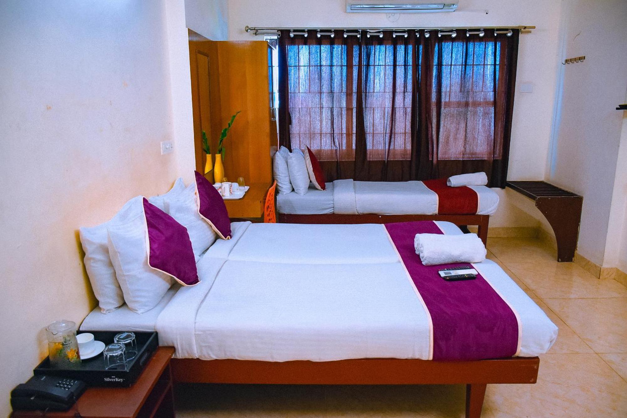 Naksha Tree Hotels Kishore Inn - Koyambedu Chennai Exterior foto
